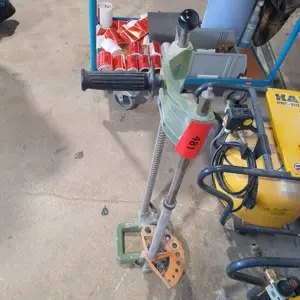 Bohr- und Führungsständer