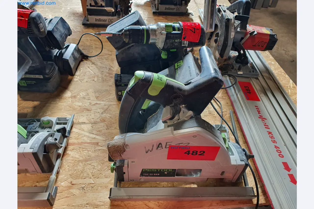 Holzbearbeitende- und metallbearbeitende Maschinen und Warenlager eines Fertighausherstellers -1