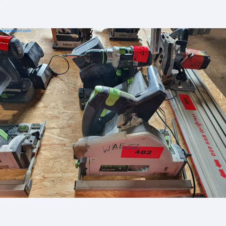 Holzbearbeitende- und metallbearbeitende Maschinen und Warenlager eines Fertighausherstellers -1