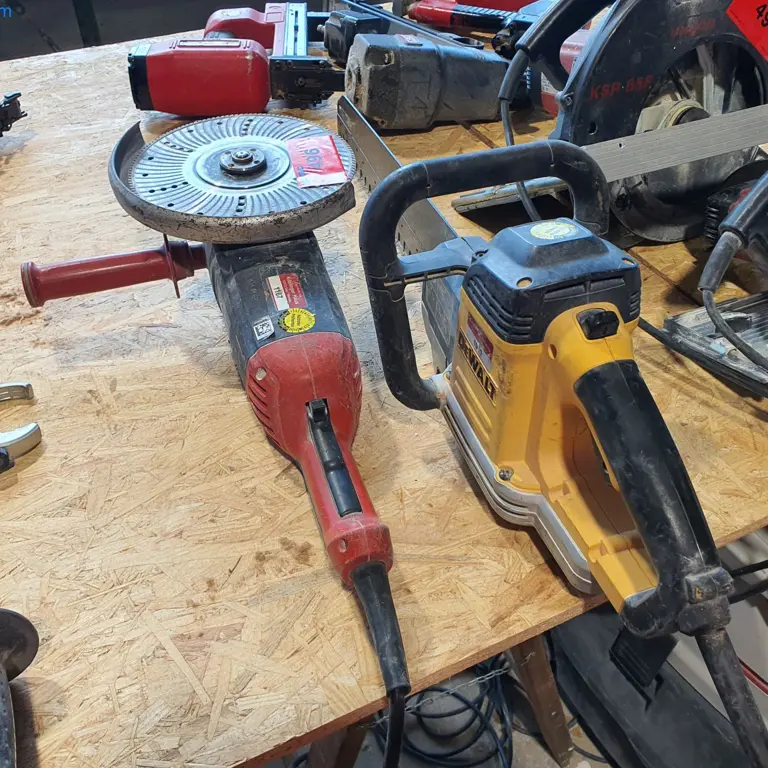 Gazowa piła do betonu DeWalt DWE396