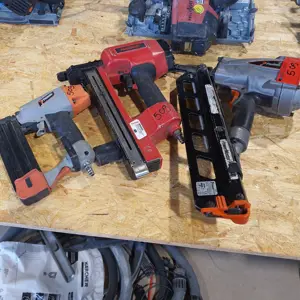 3 Gwoździarka pneumatyczna