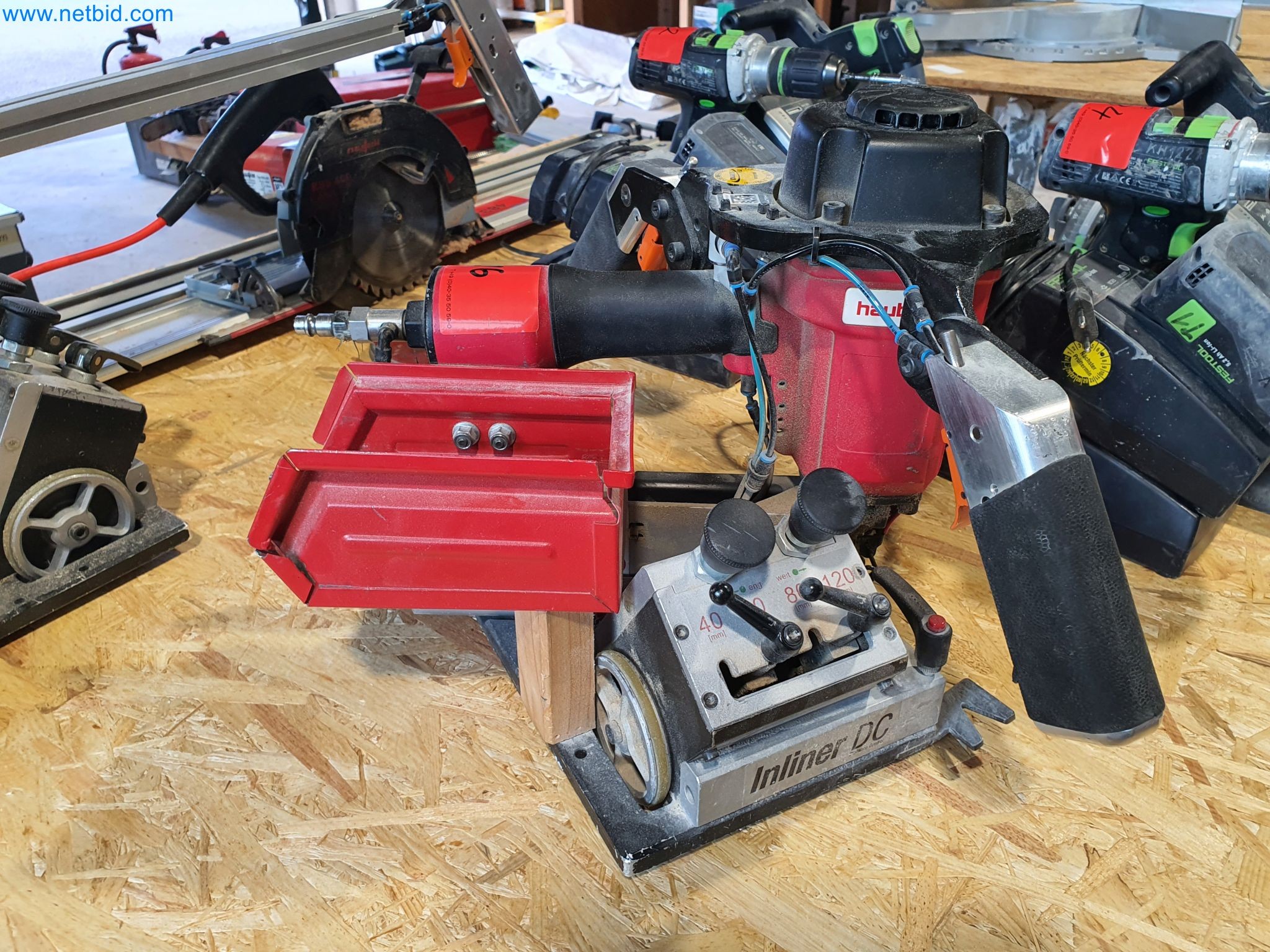 Woodworking and metalworking machines and warehouse of a prefabricated house manufacturer-2