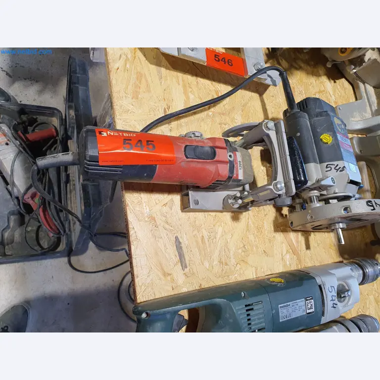 Holzbearbeitende- und metallbearbeitende Maschinen und Warenlager eines Fertighausherstellers -1