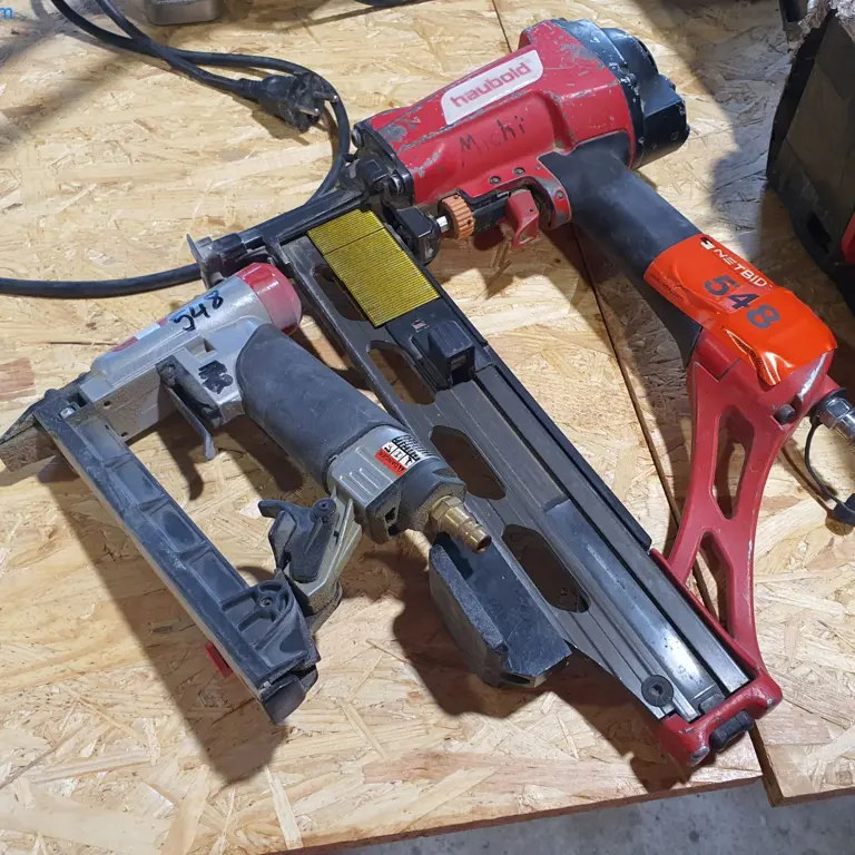 3 Drucklufttacker Haubold PN755A