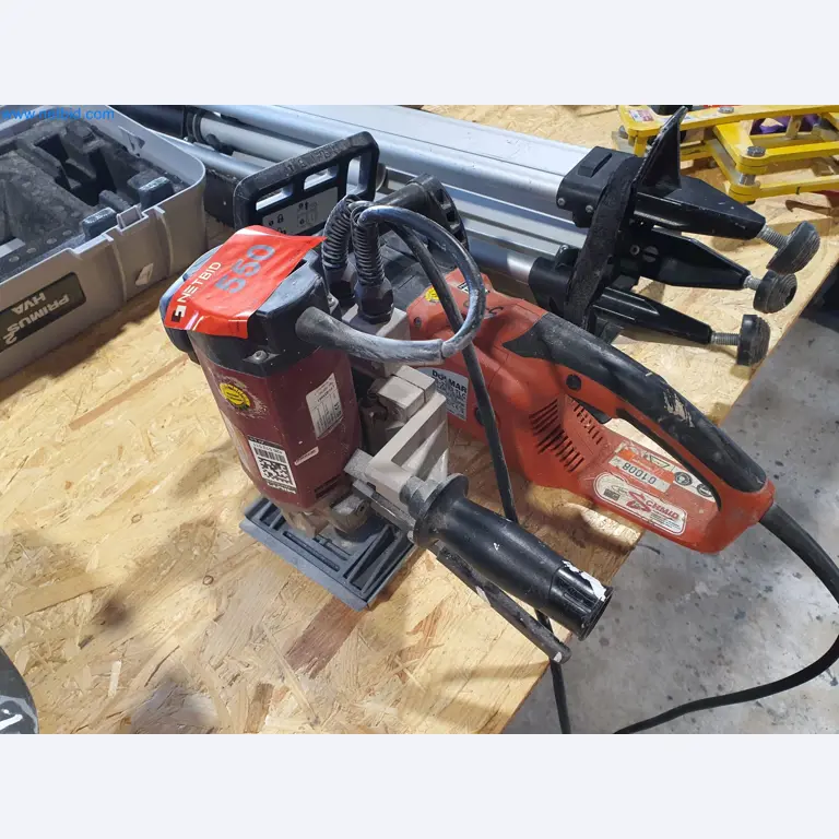 Holzbearbeitende- und metallbearbeitende Maschinen und Warenlager eines Fertighausherstellers -1