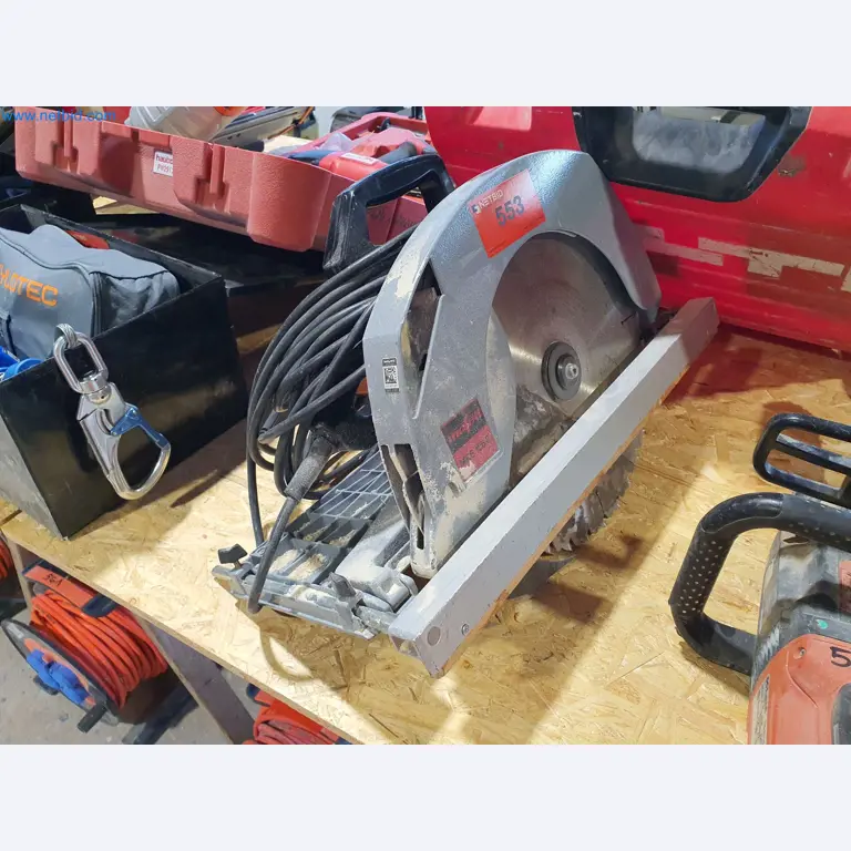 Holzbearbeitende- und metallbearbeitende Maschinen und Warenlager eines Fertighausherstellers -1