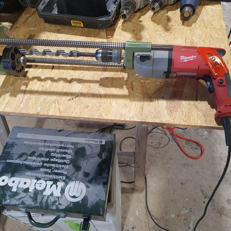 Handbohrmaschine Milwaukee PD2E 24 RS