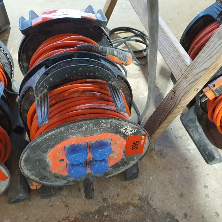 2 Kabeltrommeln Electron