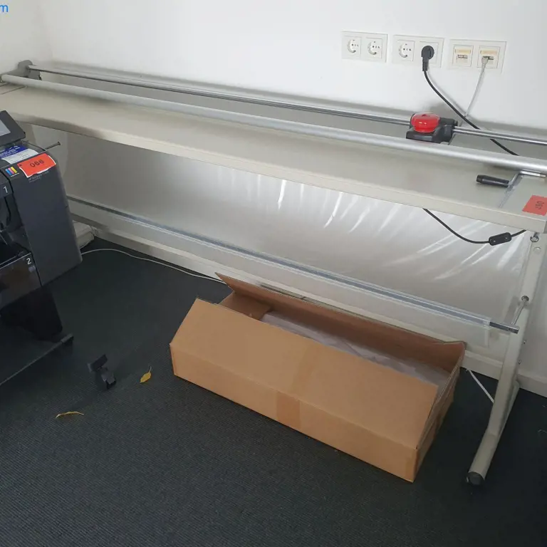 Papierrollenschneider