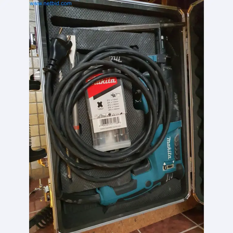 Holzbearbeitende- und metallbearbeitende Maschinen und Warenlager eines Fertighausherstellers -3