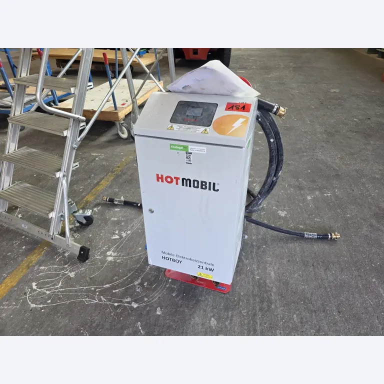 Holzbearbeitende- und metallbearbeitende Maschinen und Warenlager eines Fertighausherstellers -1