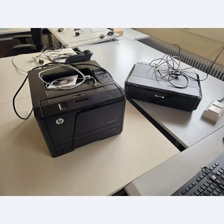 Woodworking and metalworking machines and warehouse of a prefabricated house manufacturer-1