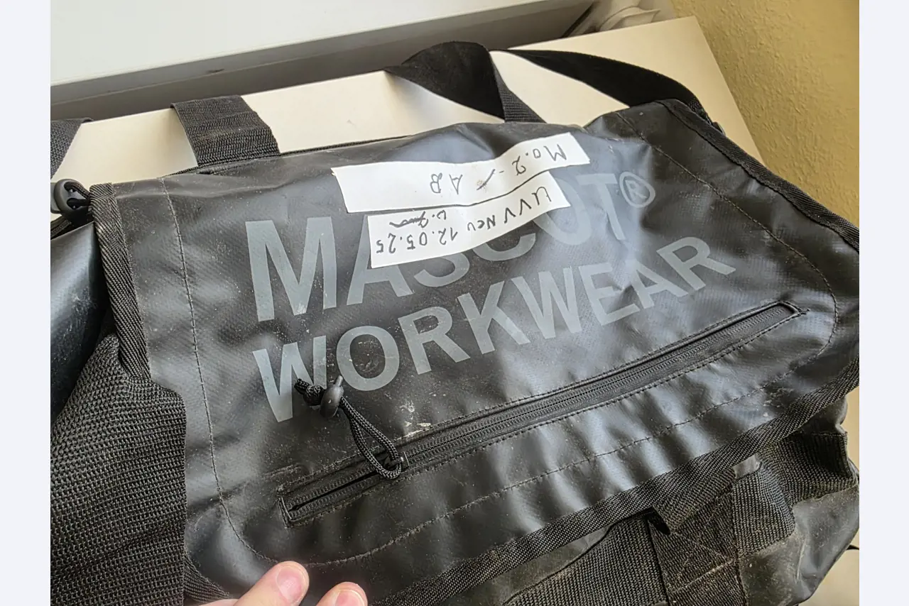 Woodworking and metalworking machines and warehouse of a prefabricated house manufacturer-3