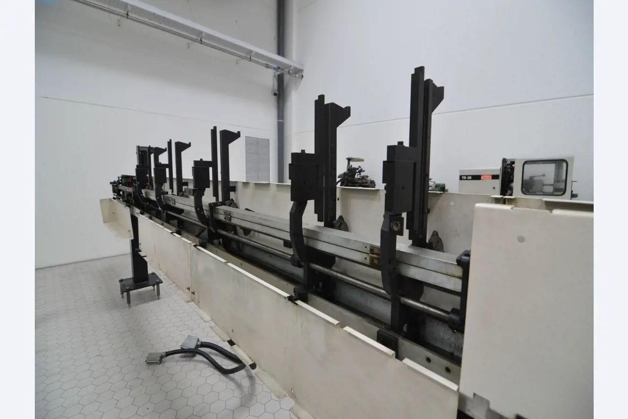 Machines for the woodworking & metalworking industry in Spain-12