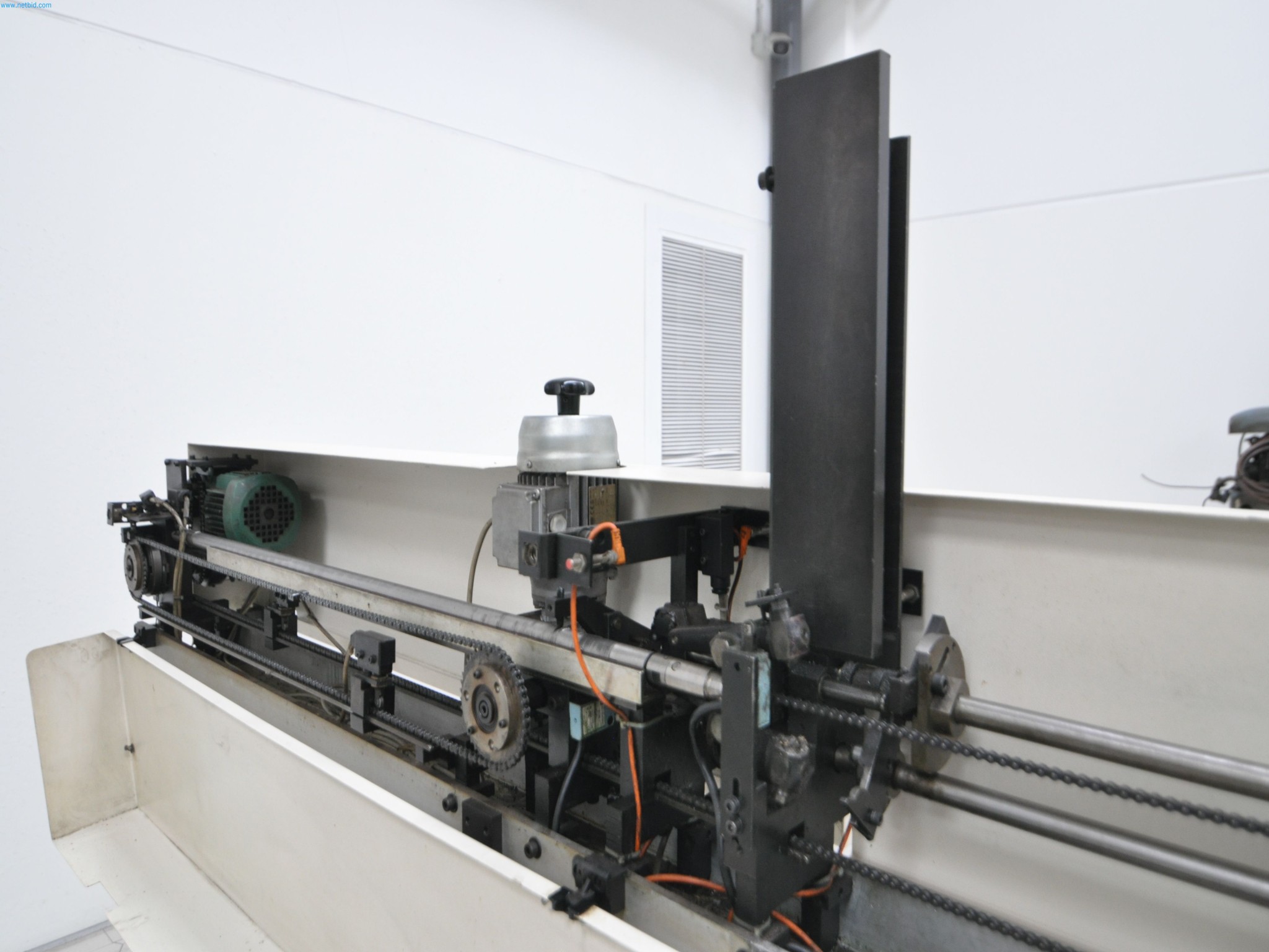 Machines pour le travail du bois et des métaux en Espagne-13