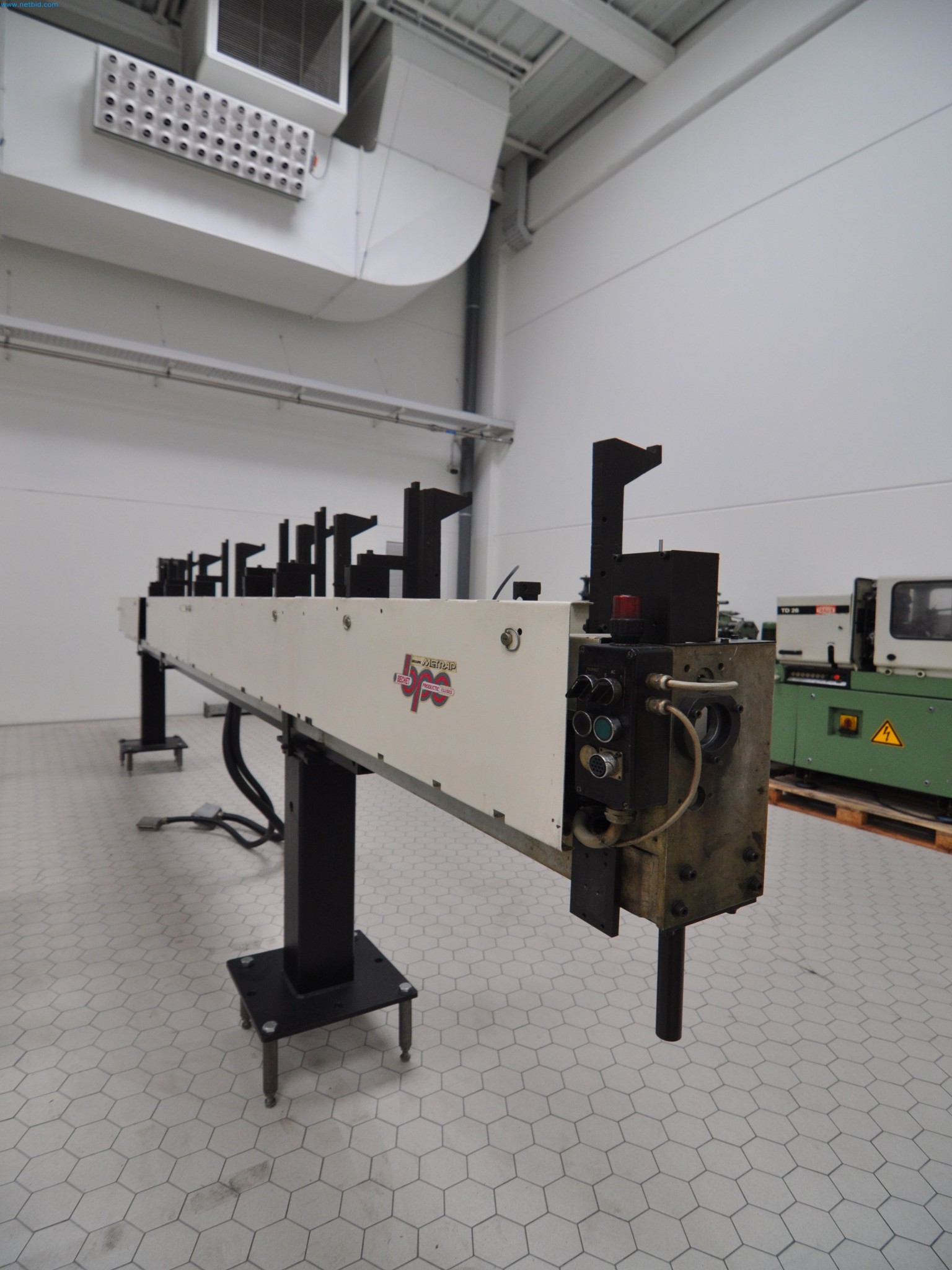 Machines pour le travail du bois et des métaux en Espagne-9