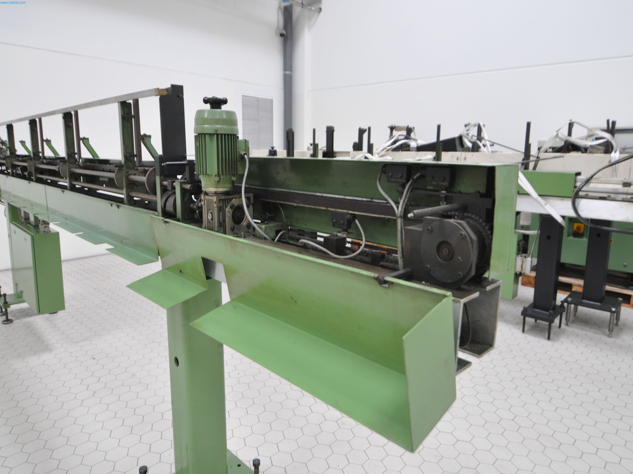 Machines for the woodworking & metalworking industry in Spain-8