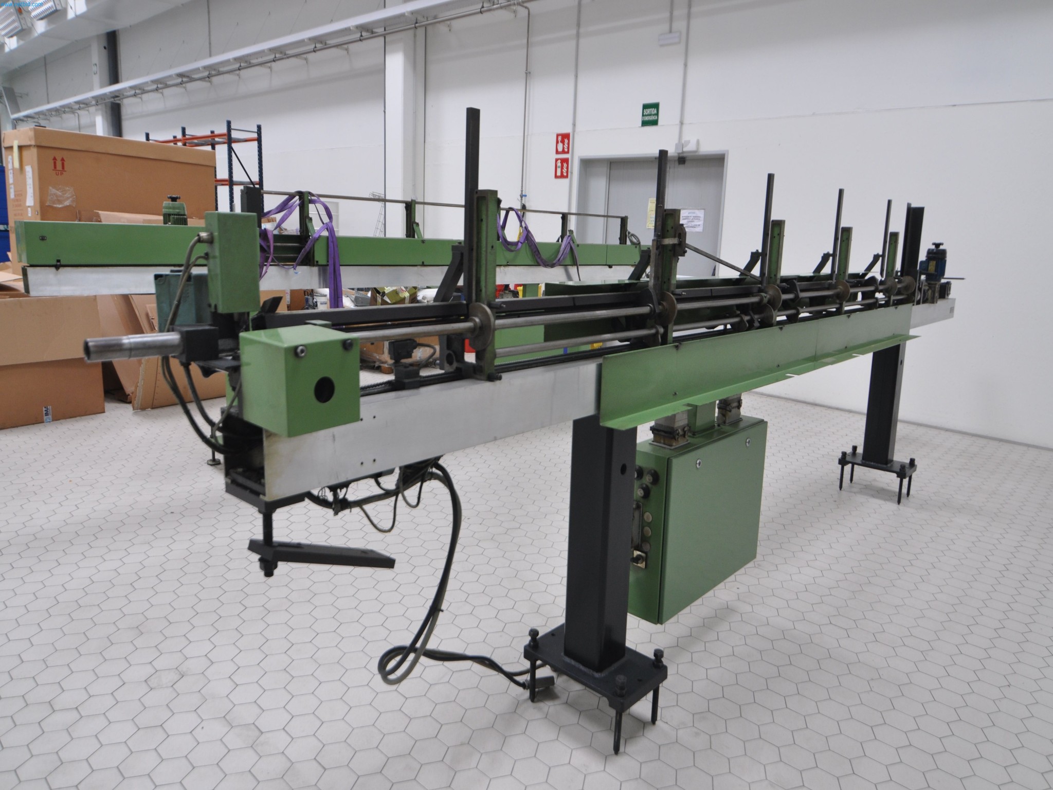 Machines for the woodworking & metalworking industry in Spain-10