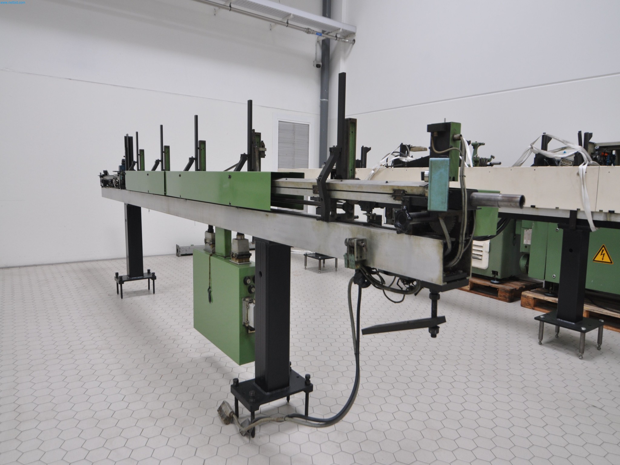 Machines for the woodworking & metalworking industry in Spain-1