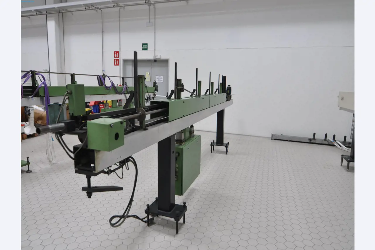 Machines for the woodworking & metalworking industry in Spain-3