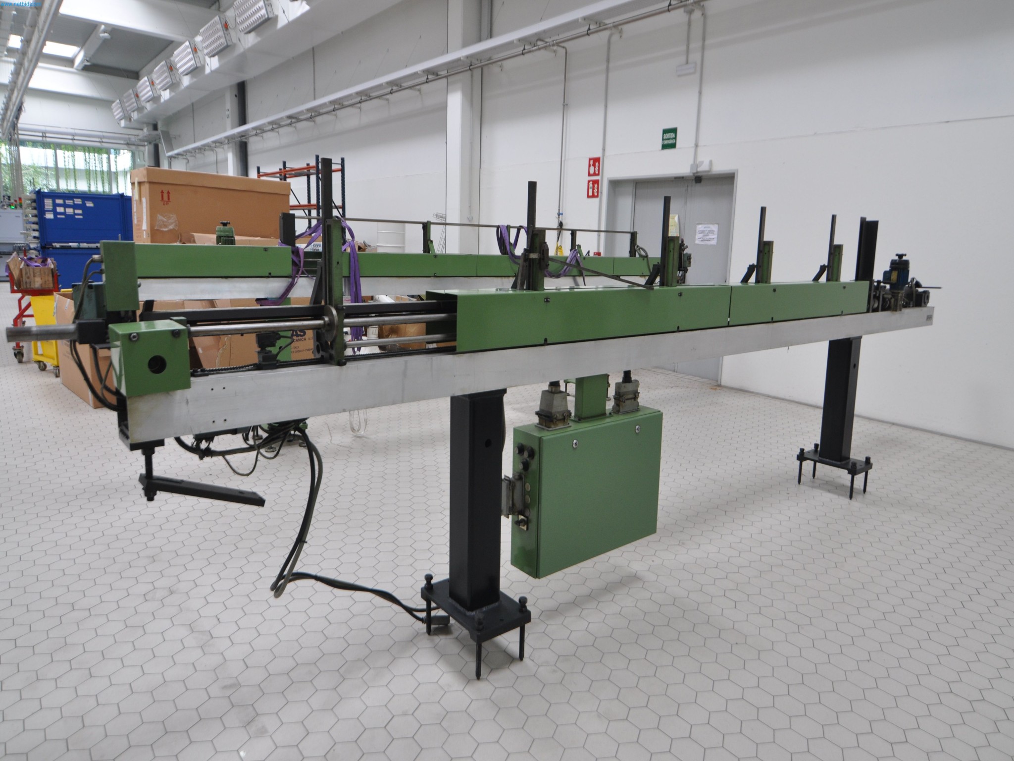 Machines for the woodworking & metalworking industry in Spain-4