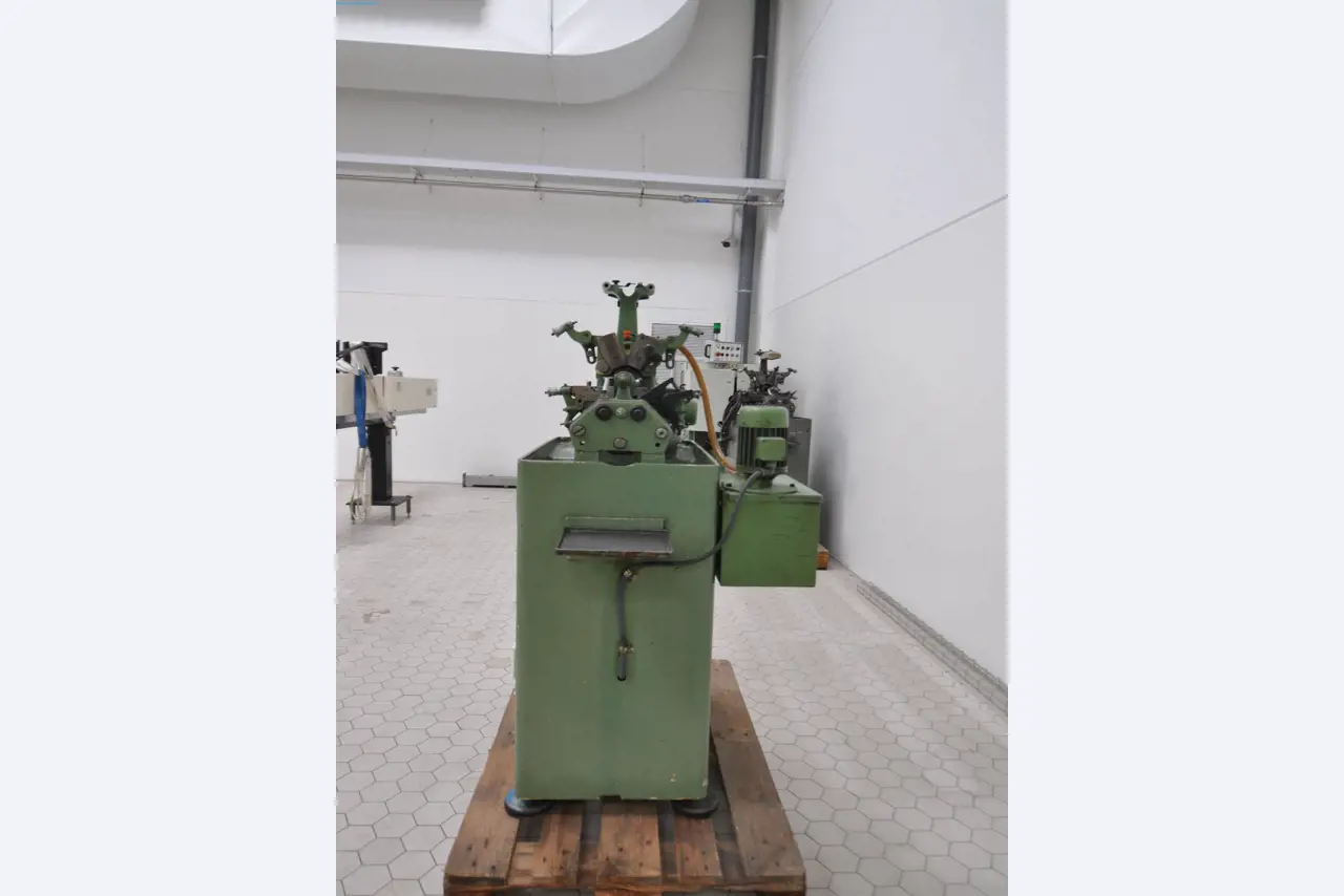 Machines for the woodworking & metalworking industry in Spain-3