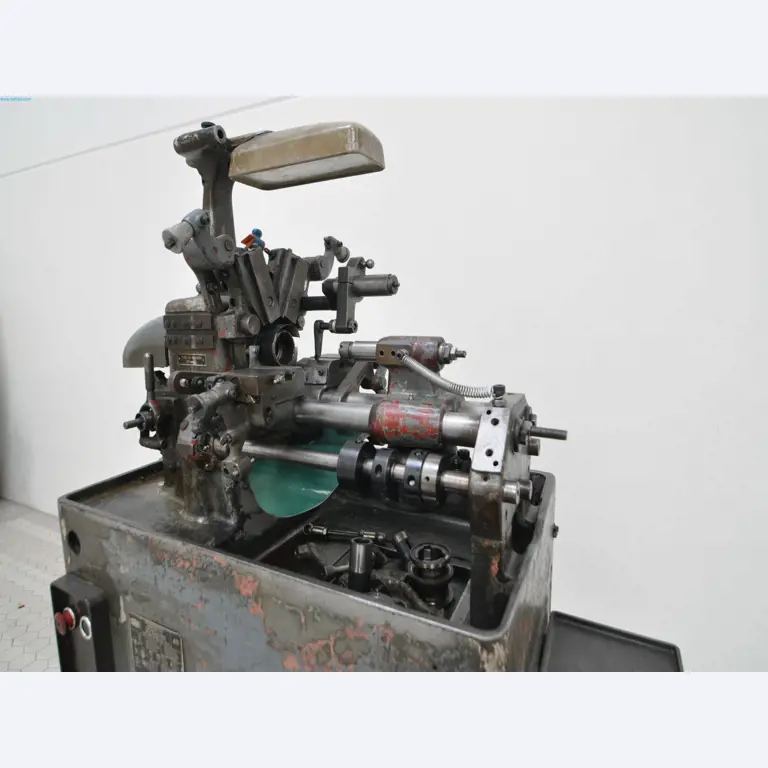 Maschinen für die Holz- und Metallverarbeitung in Spanien-5