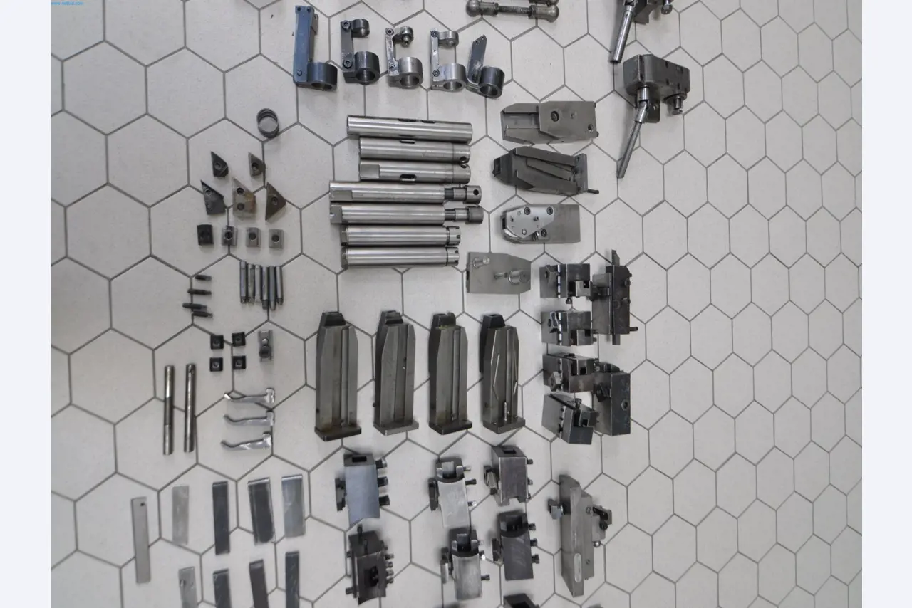 Maschinen für die Holz- und Metallverarbeitung in Spanien-11