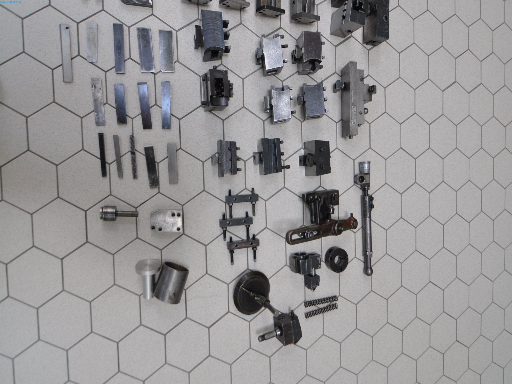 Máquinas para la transformación de la madera y el metal en España-12