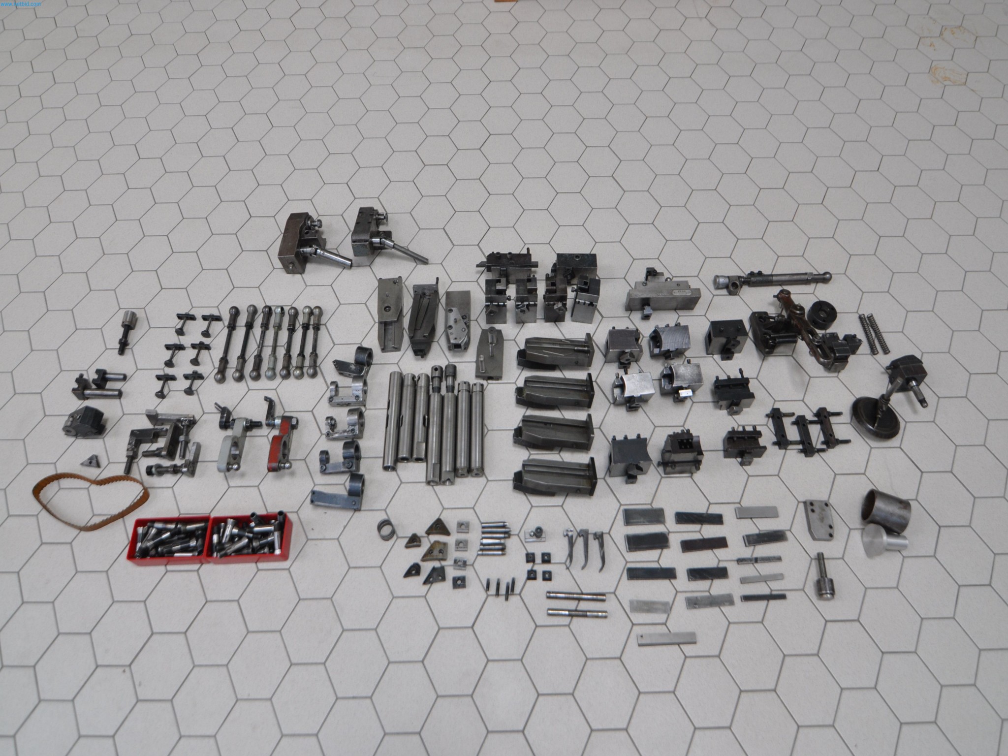 Máquinas para la transformación de la madera y el metal en España-1