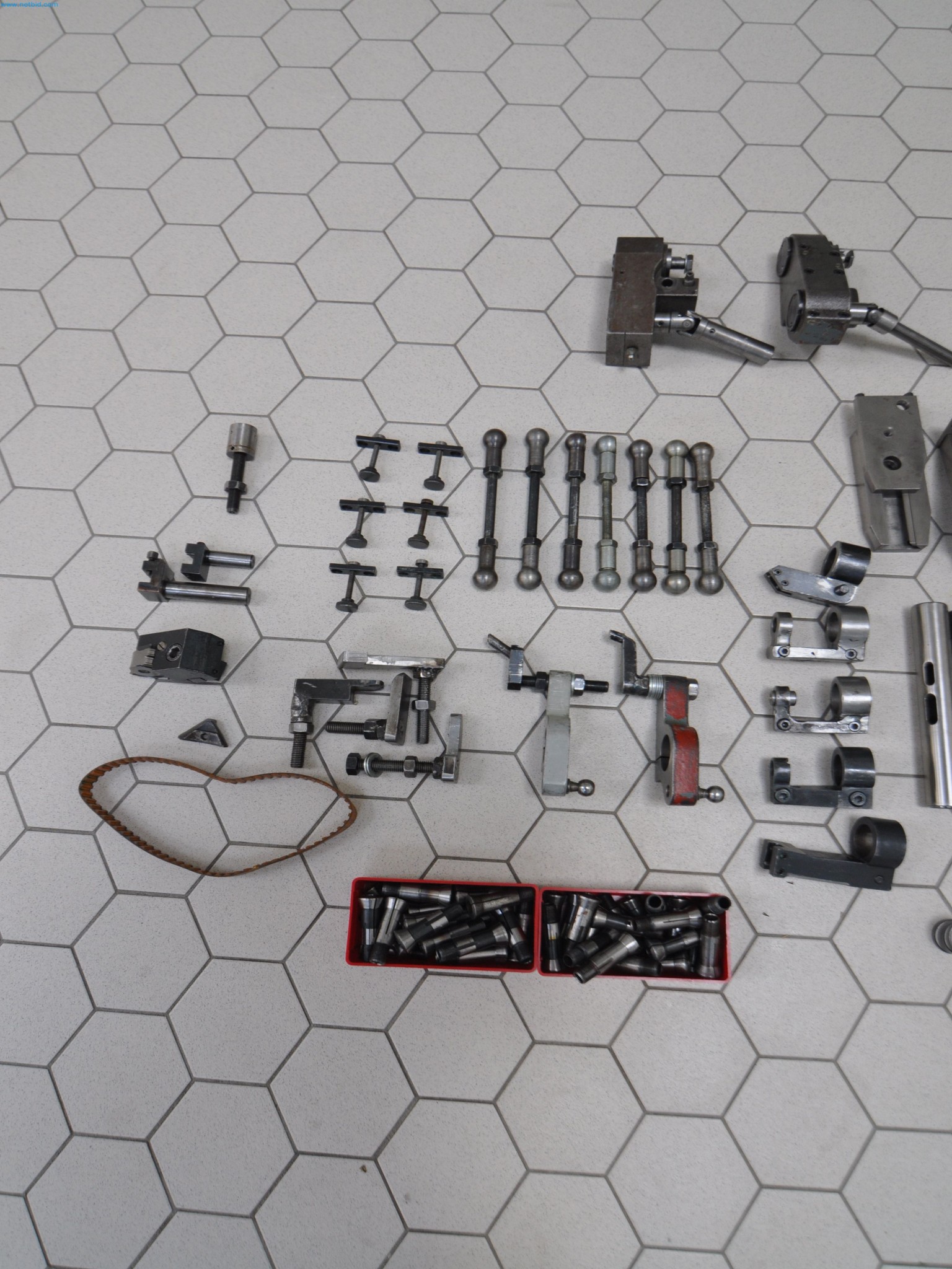 Máquinas para la transformación de la madera y el metal en España-2