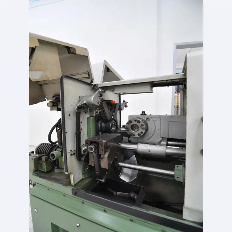 Maschinen für die Holz- und Metallverarbeitung in Spanien-10