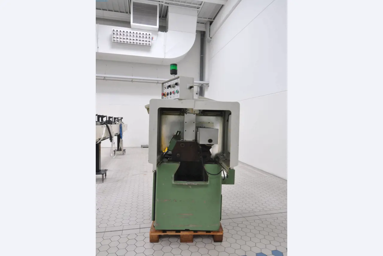 Maschinen für die Holz- und Metallverarbeitung in Spanien-2