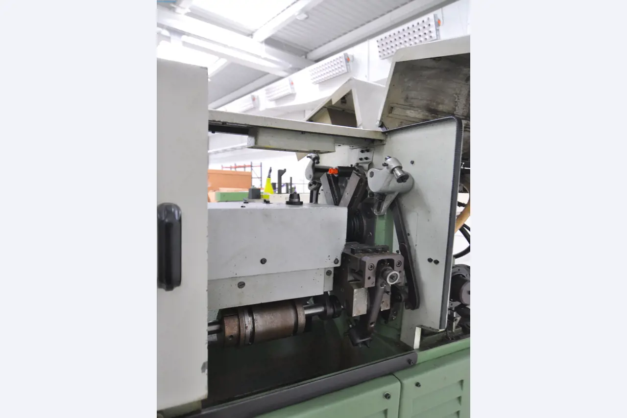 Maschinen für die Holz- und Metallverarbeitung in Spanien-4