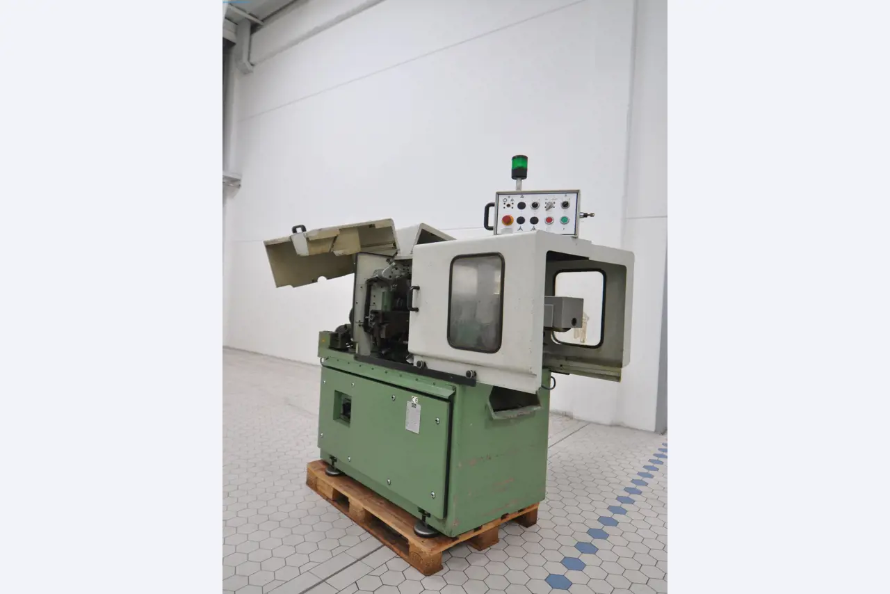 Maschinen für die Holz- und Metallverarbeitung in Spanien-8