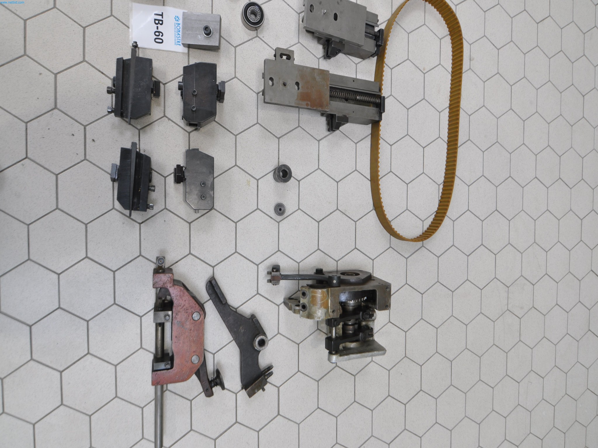 Stroje na zpracování dřeva a kovů ve Španělsku-4