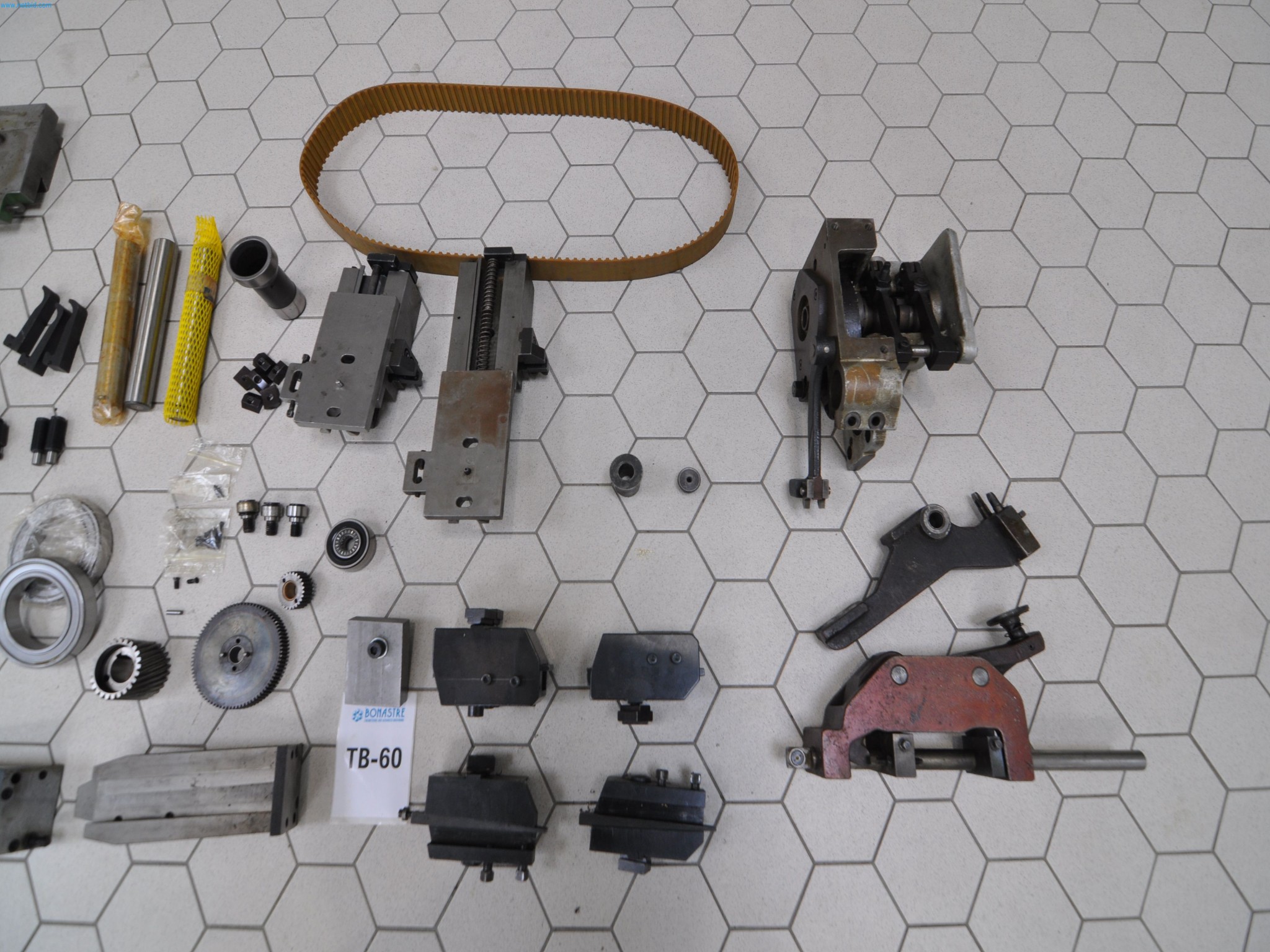 Stroje na zpracování dřeva a kovů ve Španělsku-7