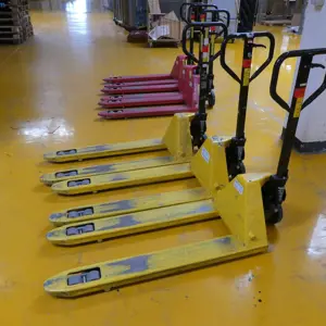 3 Pallet truck Lifter