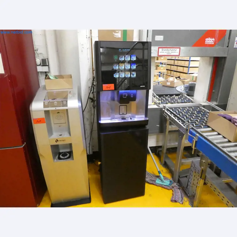 Sprzęt operacyjny, biurowy i biznesowy dla internetowej firmy wysyłkowej-1