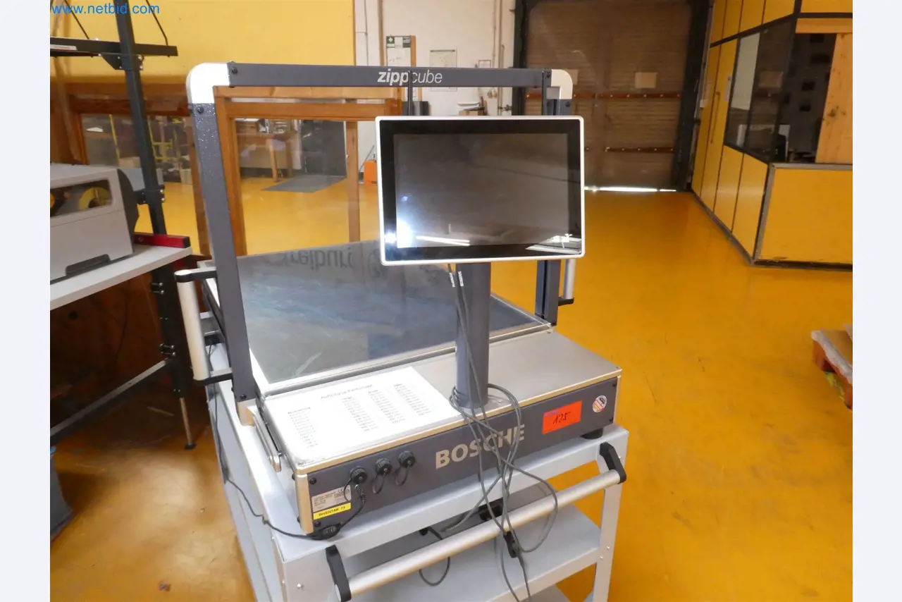 Equipamento operacional, de escritório e comercial para uma empresa de venda por correspondência em linha-1