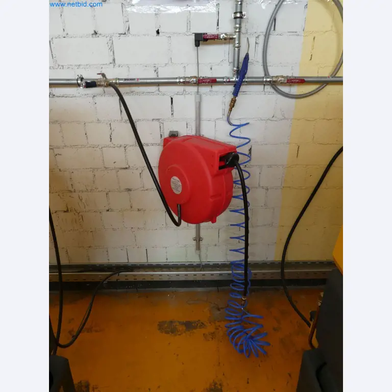 Operativna, pisarniška in poslovna oprema za spletno podjetje za prodajo po pošti-10