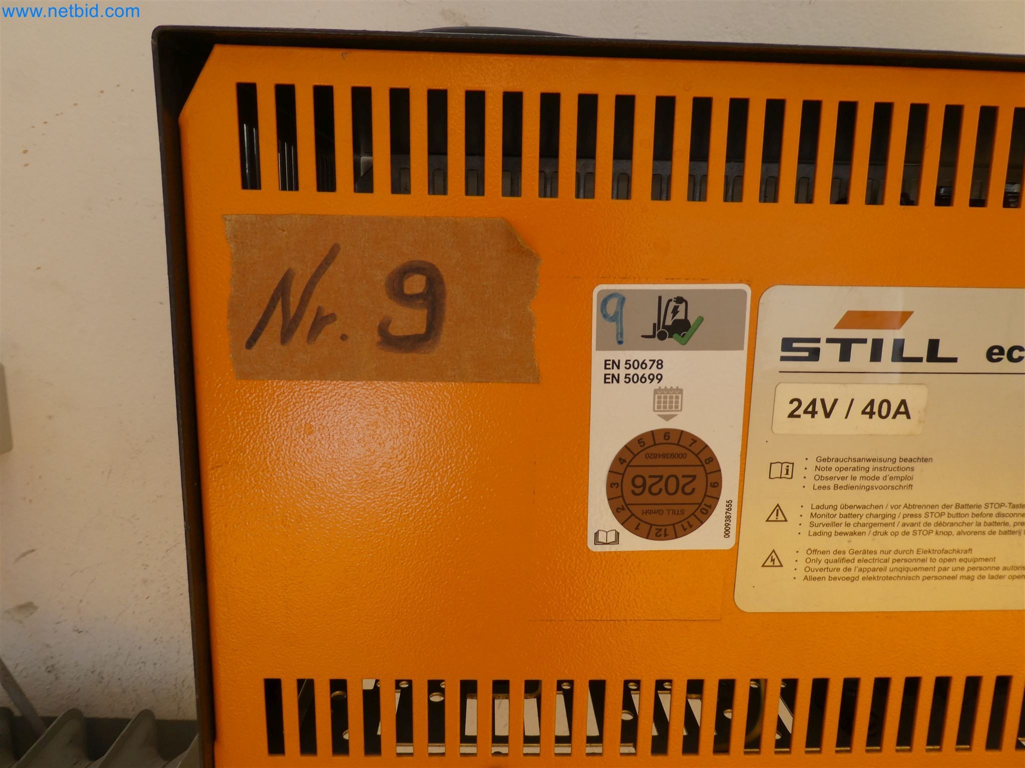 Sprzęt operacyjny, biurowy i biznesowy dla internetowej firmy wysyłkowej-7