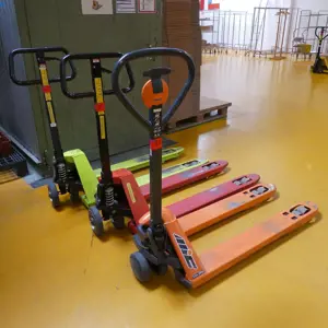 3 Pallet truck