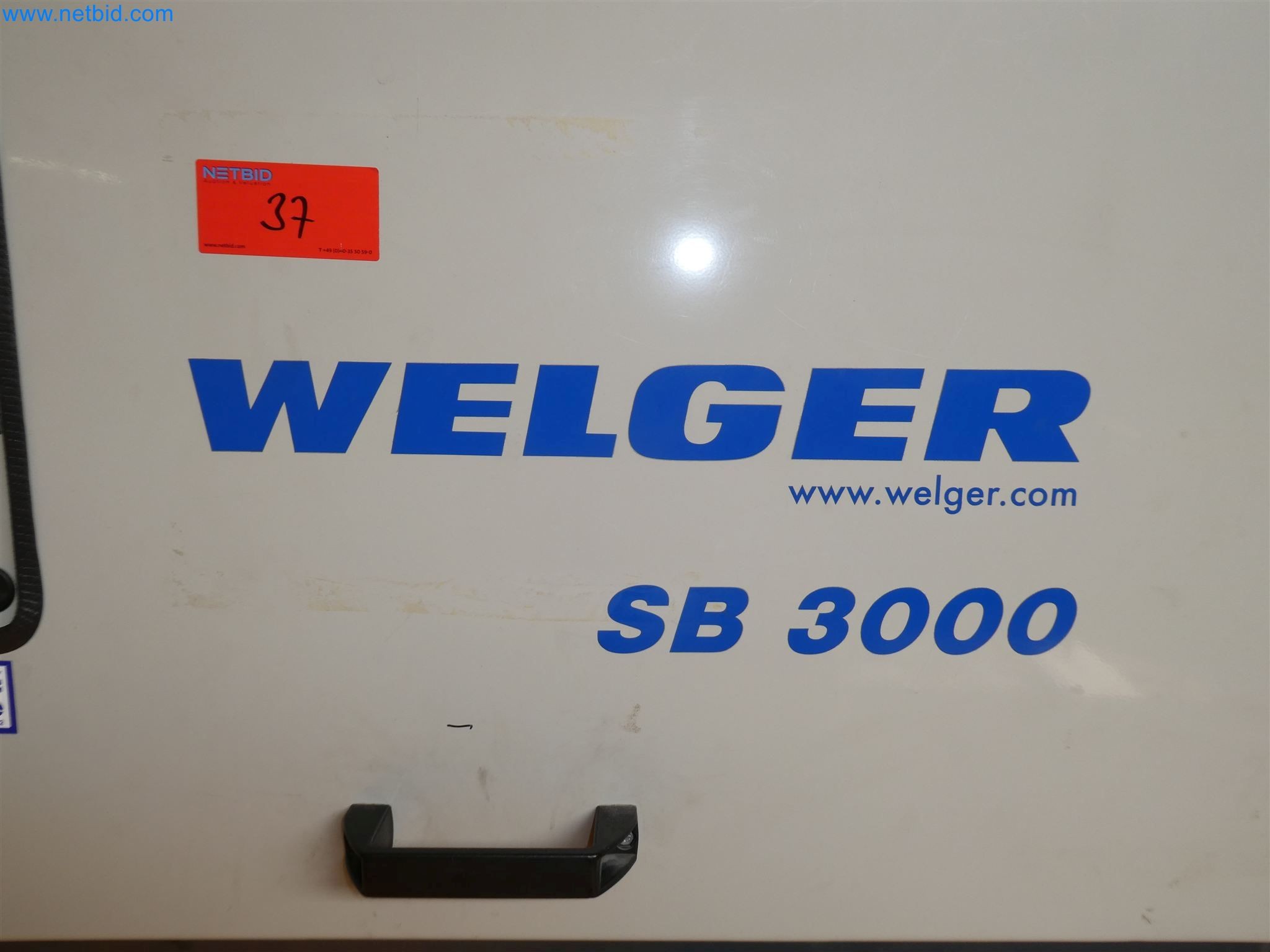 Provozní, kancelářské a obchodní vybavení pro internetovou zásilkovou společnost-2