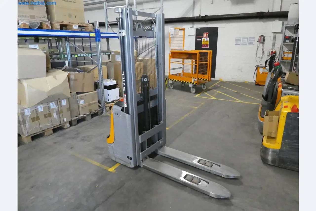 Sprzęt operacyjny, biurowy i biznesowy dla internetowej firmy wysyłkowej-2