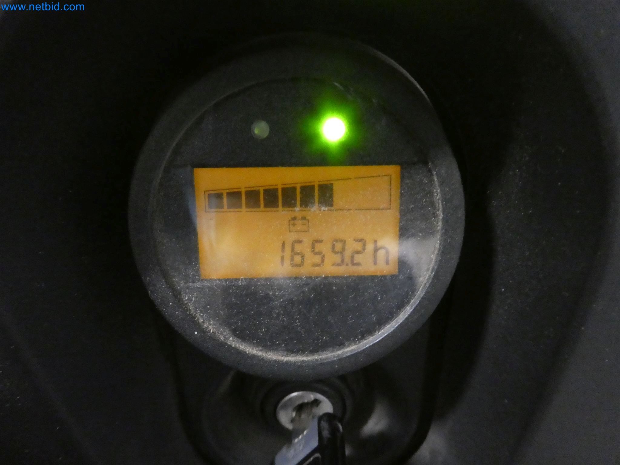 Sprzęt operacyjny, biurowy i biznesowy dla internetowej firmy wysyłkowej-3