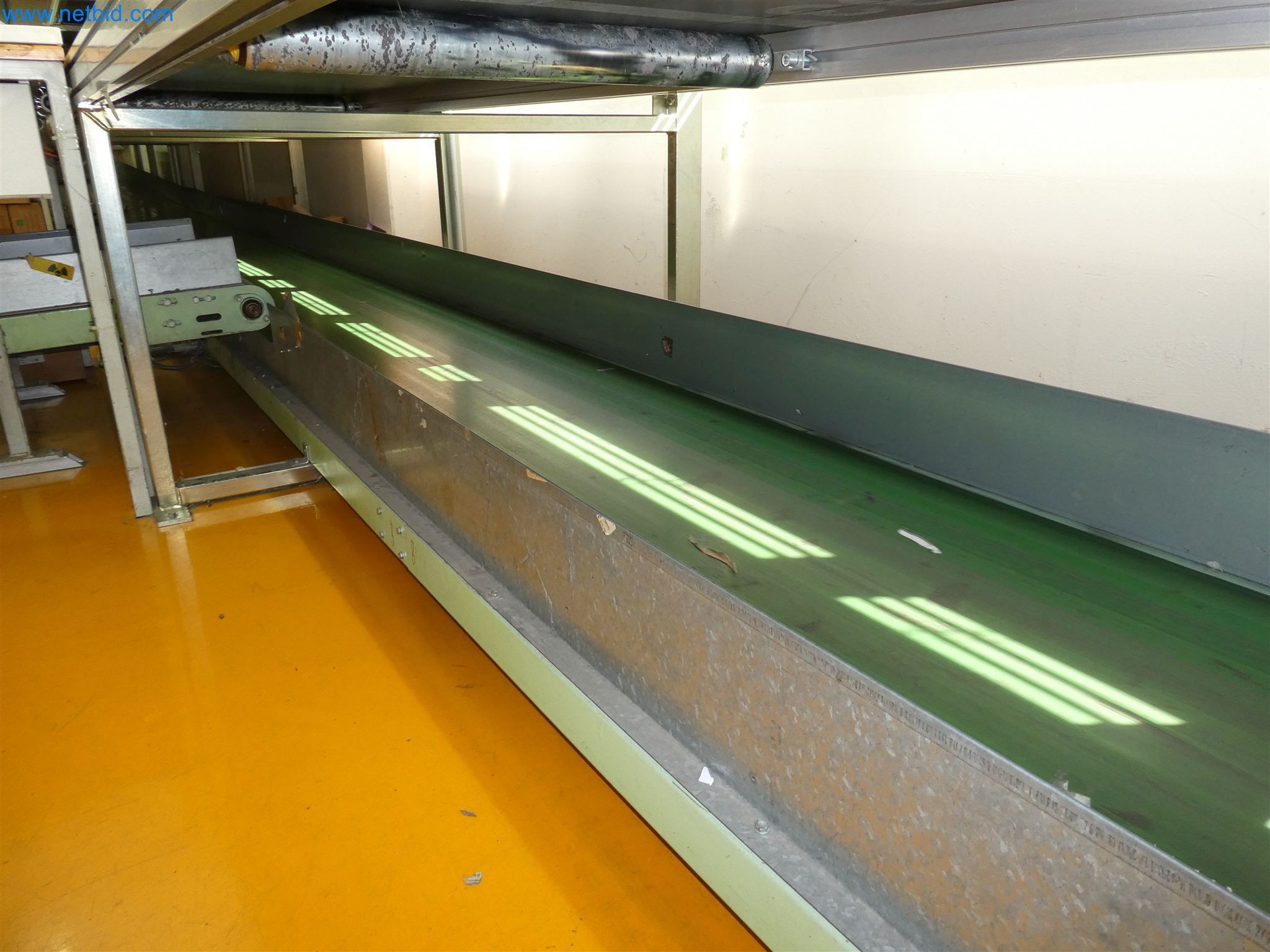 Sprzęt operacyjny, biurowy i biznesowy dla internetowej firmy wysyłkowej-5