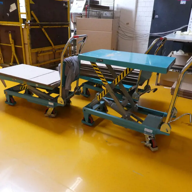 4 Scissor lift truck Jungheinrich Ameise
