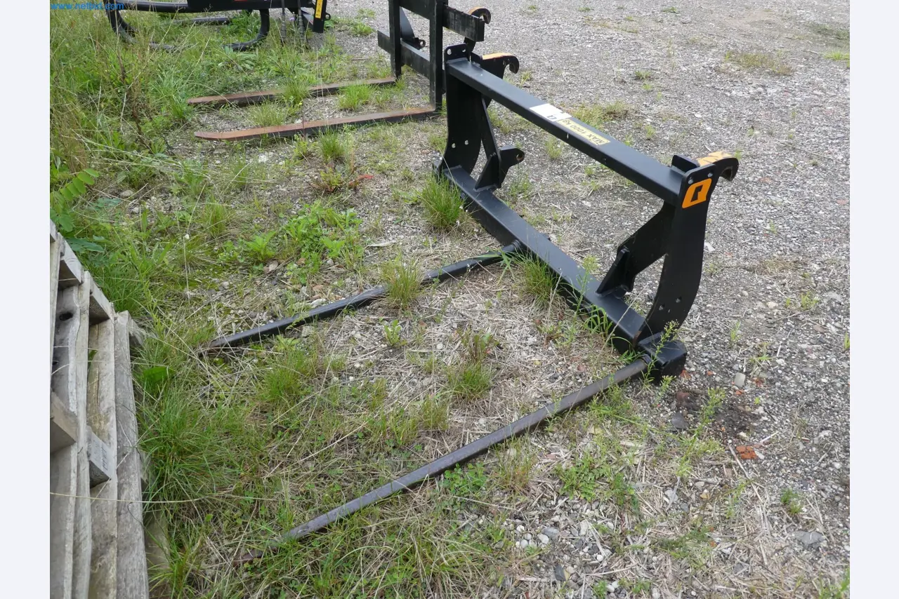 Zemědělské vybavení a stroje-1