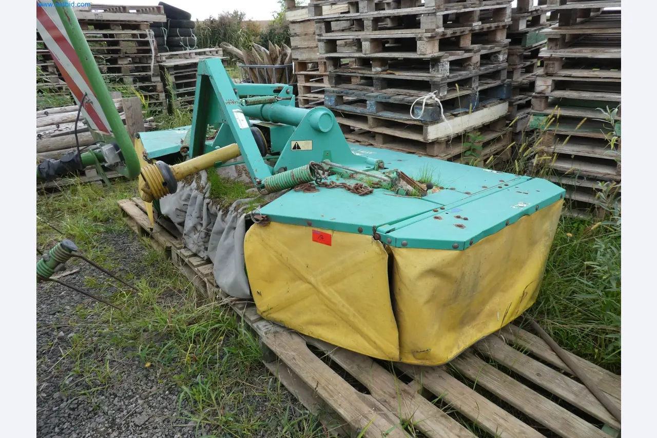 Zemědělské vybavení a stroje-1